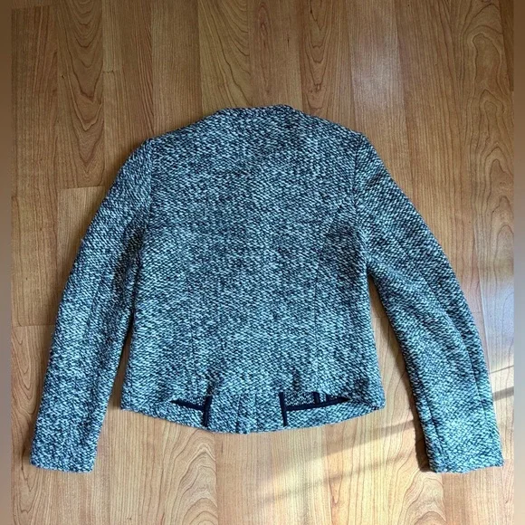 LOFT Women’s Black & White Tweed Herringbone Long Sleeve Blazer Size 4 - Picture 8 of 9